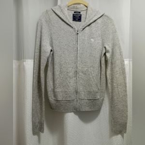 Abercrombie and Fitch 100% cashmere zippered hoodie cardigan. NWOT. Size xxs.